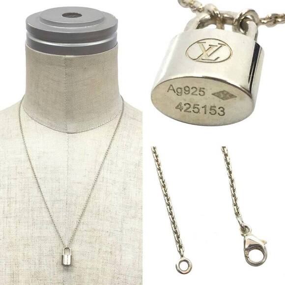 LOUIS VUITTON Silver Lockit Necklace - Picture 3 of 3